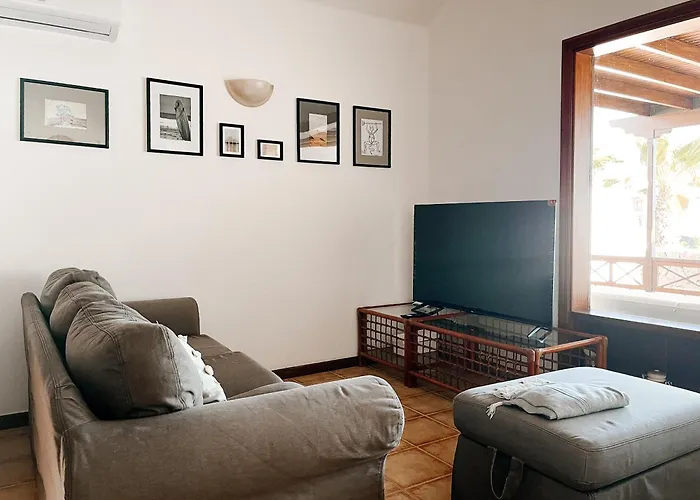 Casa Buna Colorada